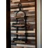 Wijnrek hangend metaal zwart met houten randen voor 4 flessen. Afmetingen 18x12x70 cm